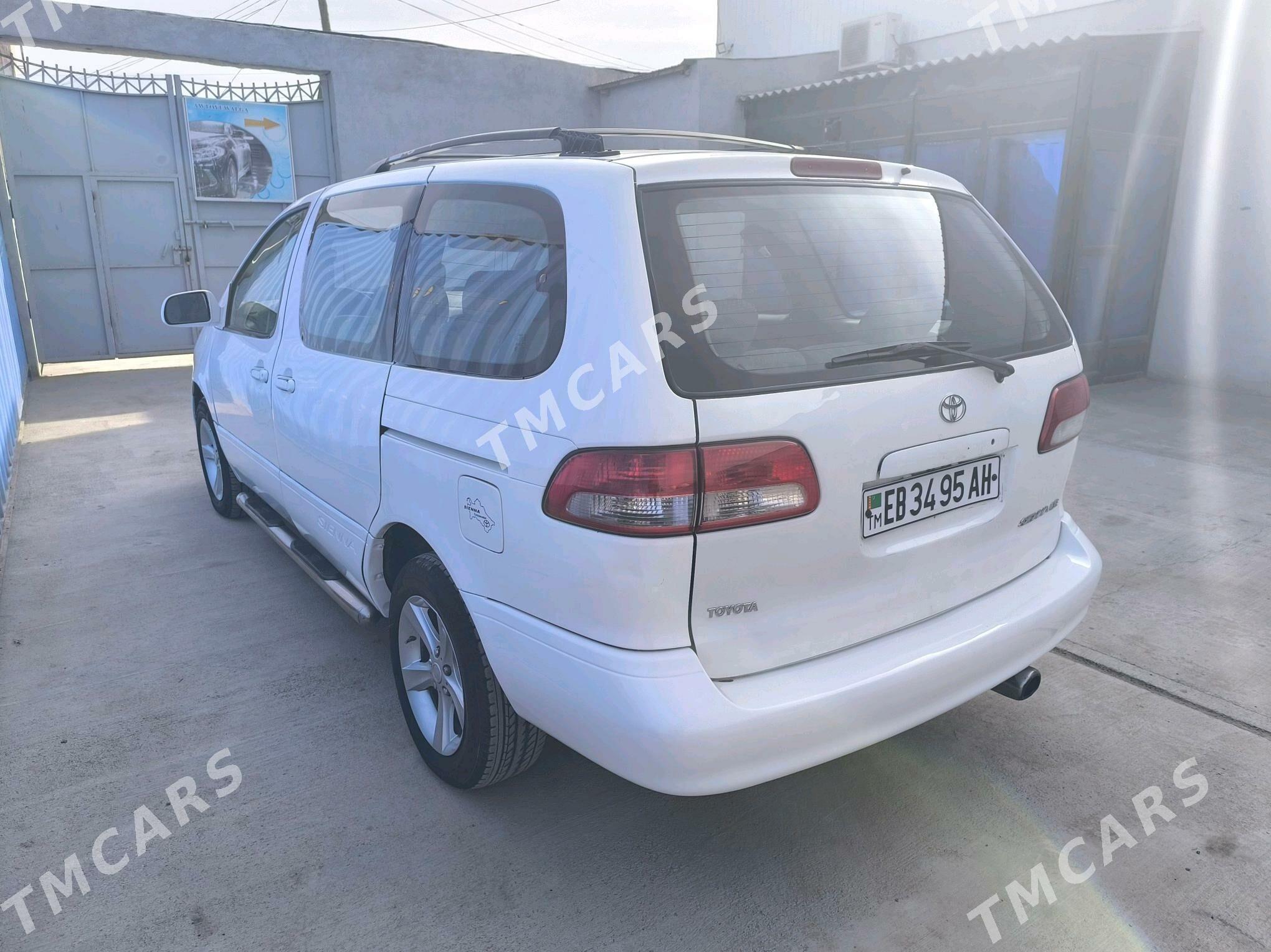 Toyota Sienna 2001 - 143 000 TMT - Tejen - img 3