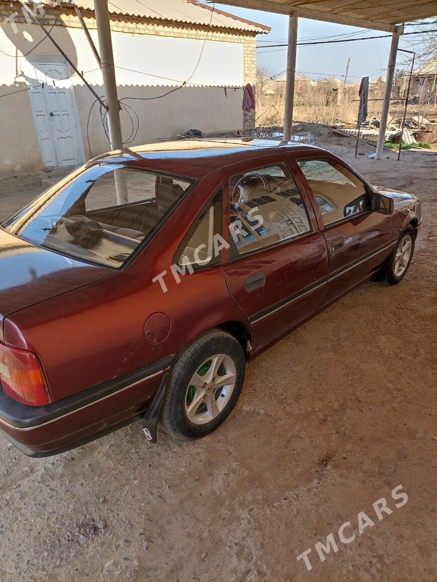 Opel Vectra 1990 - 35 000 TMT - Mary - img 2