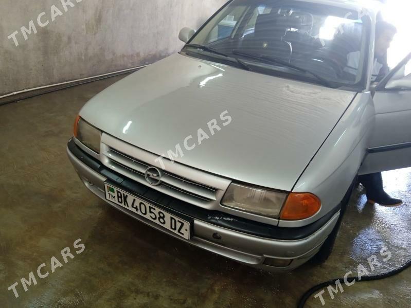 Opel Astra 1993 - 30 000 TMT - Gurbansoltan Eje - img 3