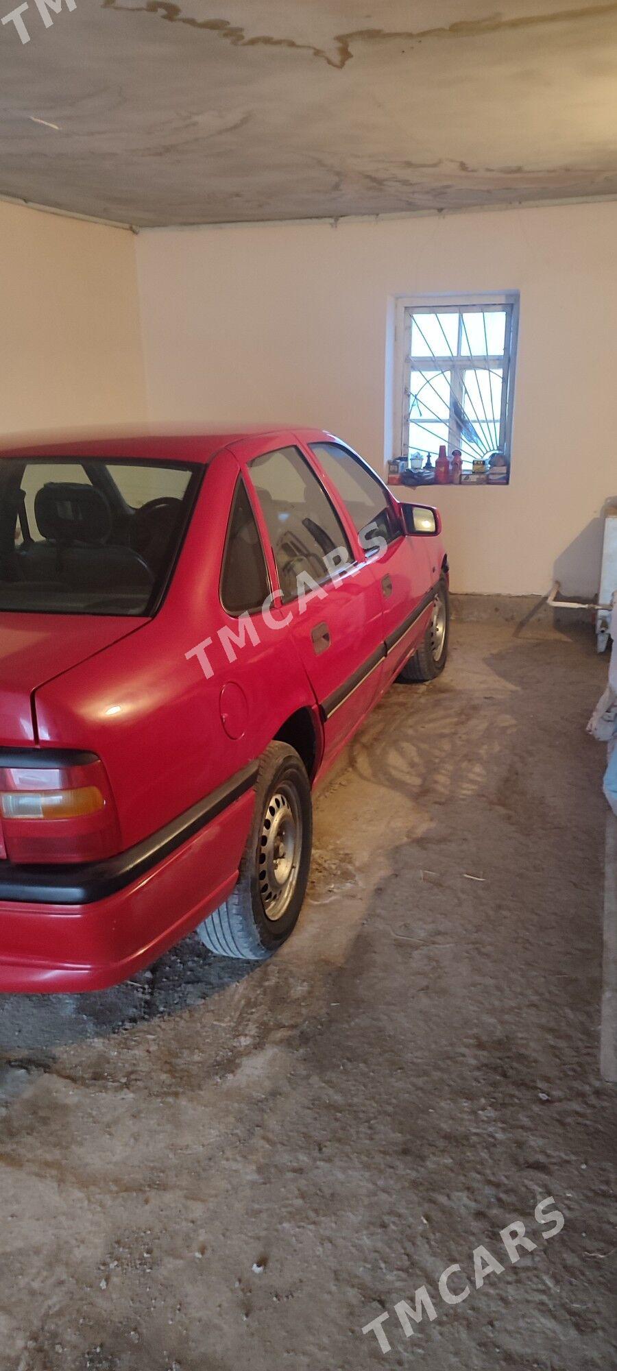 Opel Vectra 1992 - 32 000 TMT - Gubadag - img 2