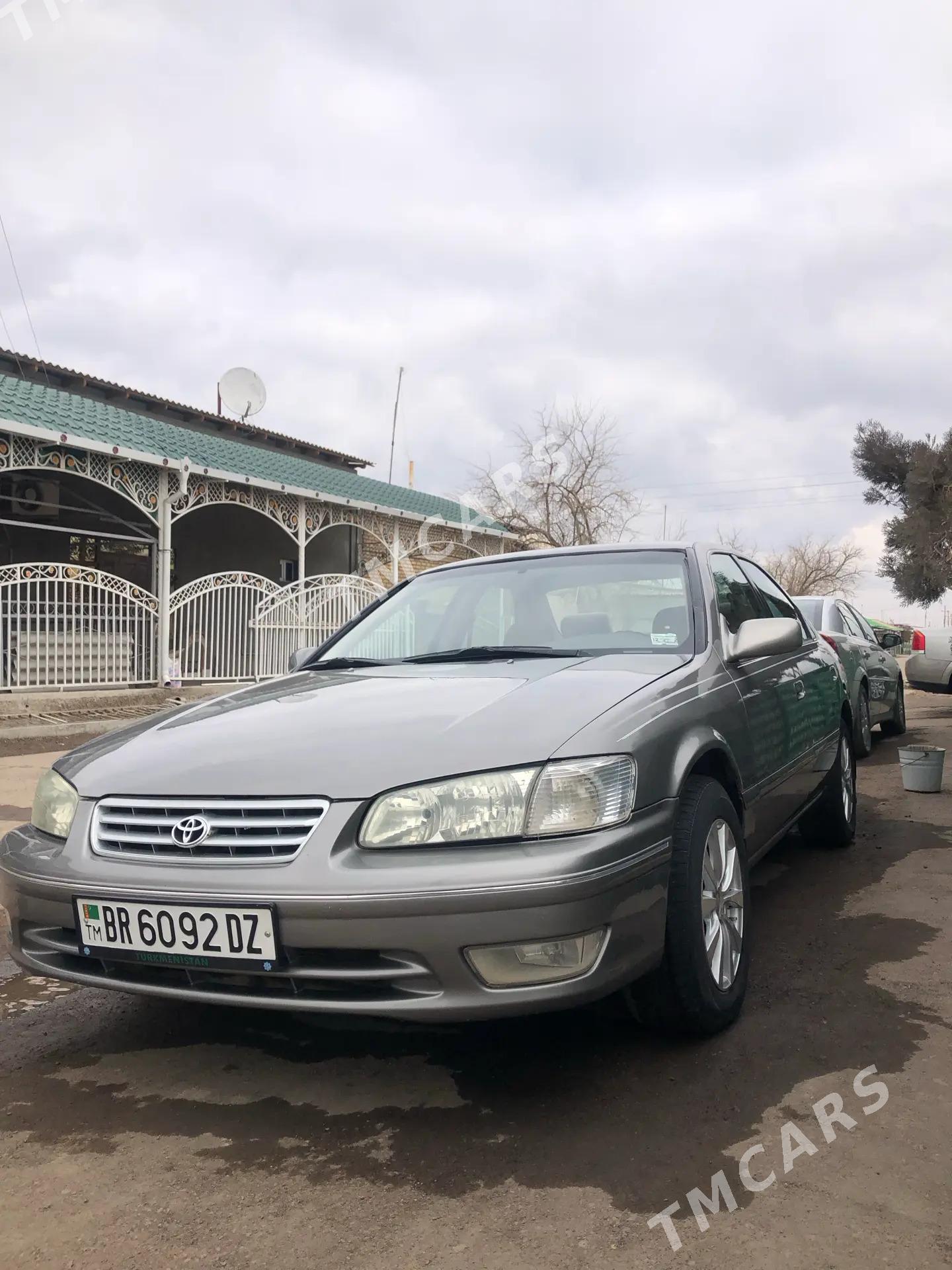 Toyota Camry 2001 - 115 000 TMT - Daşoguz - img 3