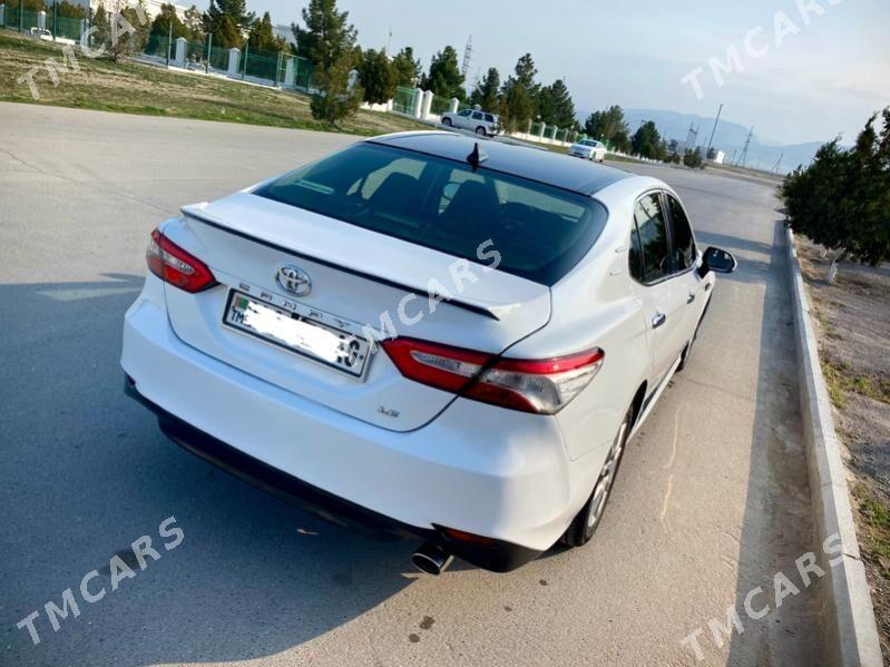 Toyota Camry 2018 - 234 000 TMT - Ашхабад - img 3