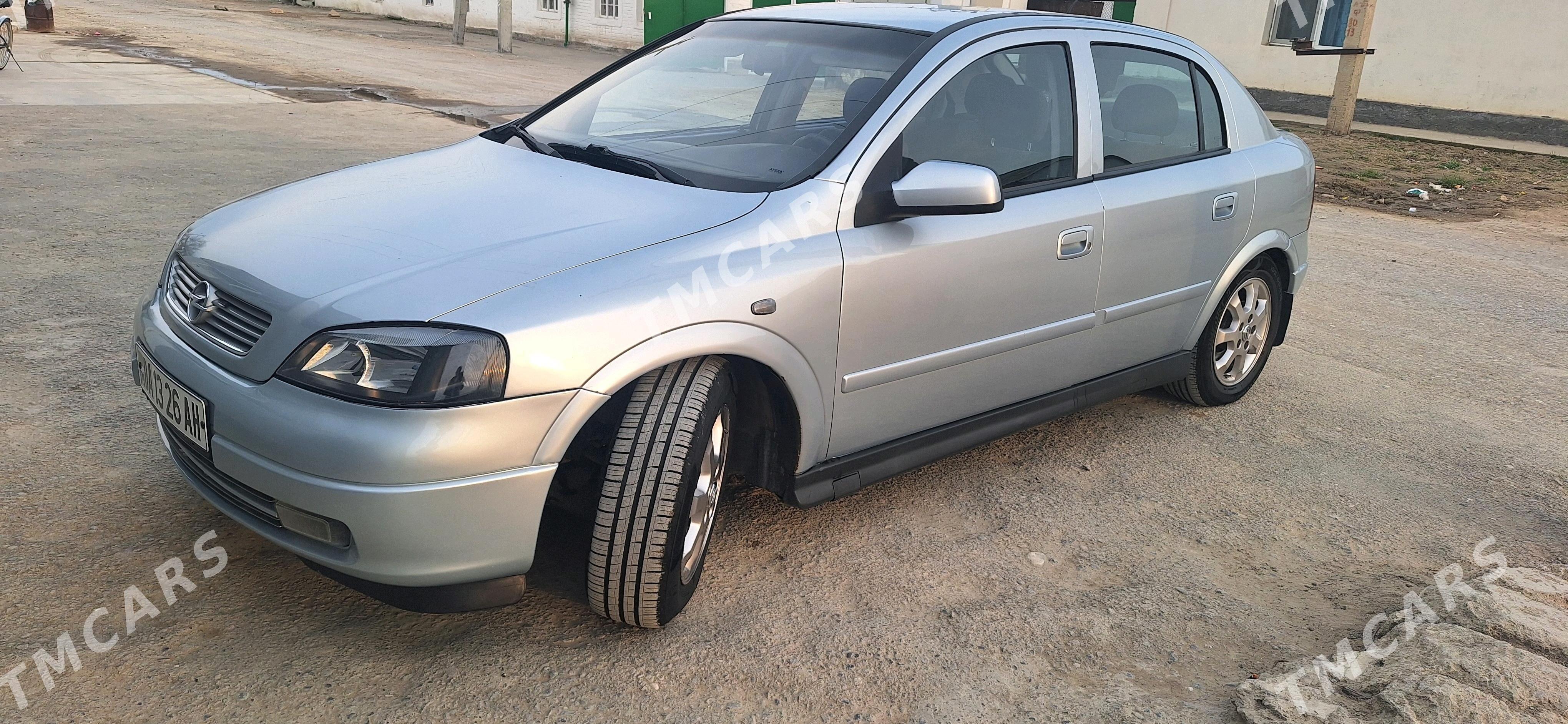 Opel Astra 2002 - 70 000 TMT - Ак-Бугдайский этрап - img 3