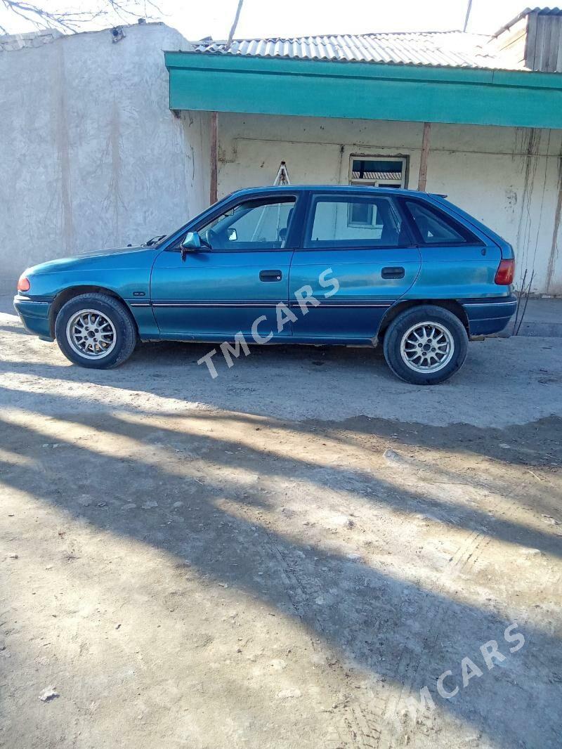 Opel Astra 1993 - 39 000 TMT - Шабатский этрап - img 2