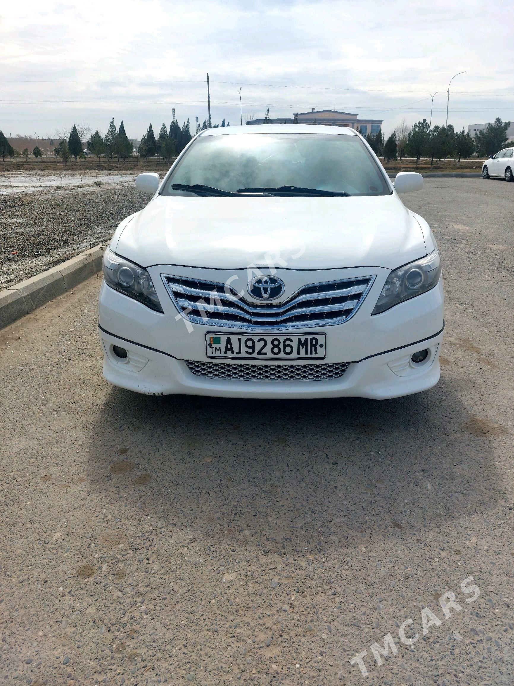 Toyota Camry 2011 - 220 000 TMT - Байрамали - img 3