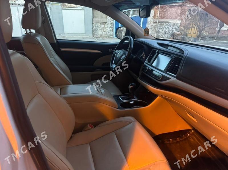 Toyota Highlander 2018 - 395 000 TMT - Aşgabat - img 3