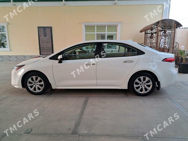 Toyota Corolla 2022 - 242 000 TMT - Гёкдже - img 3