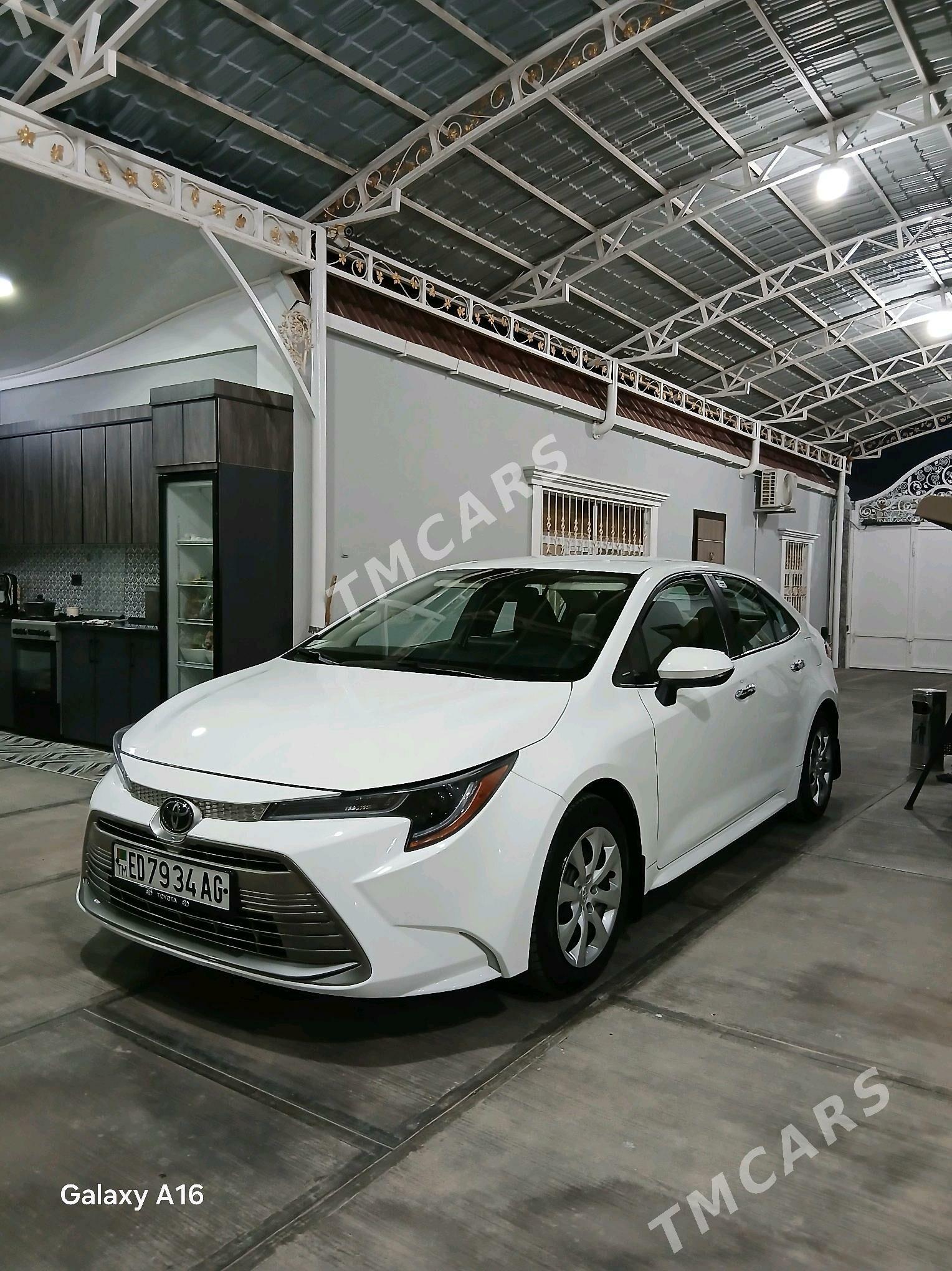 Toyota Corolla 2022 - 245 000 TMT - Гёкдже - img 2