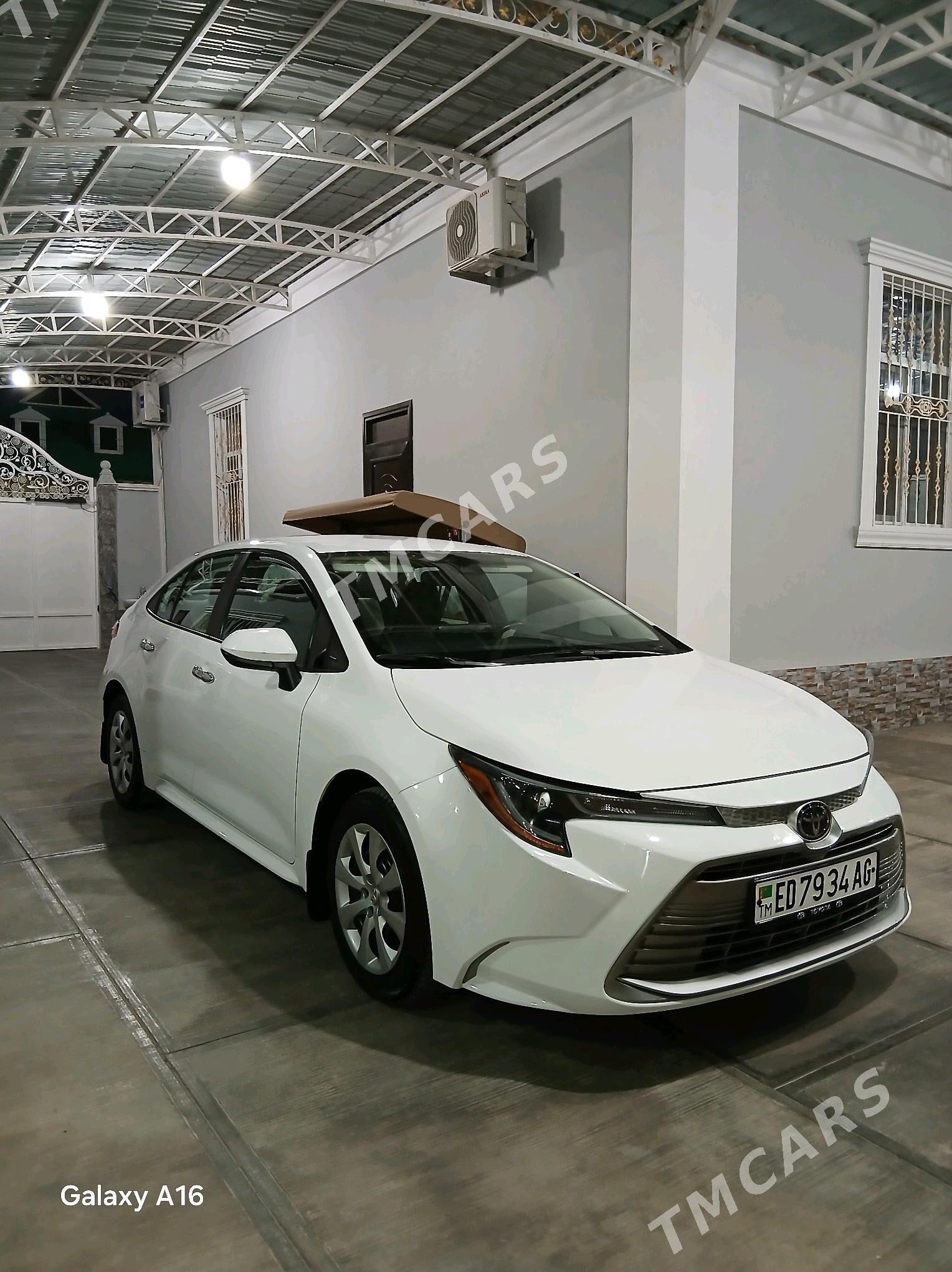 Toyota Corolla 2022 - 245 000 TMT - Гёкдже - img 3