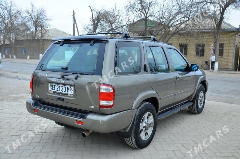 Nissan Pathfinder 2001 - 90 000 TMT - Байрамали - img 4