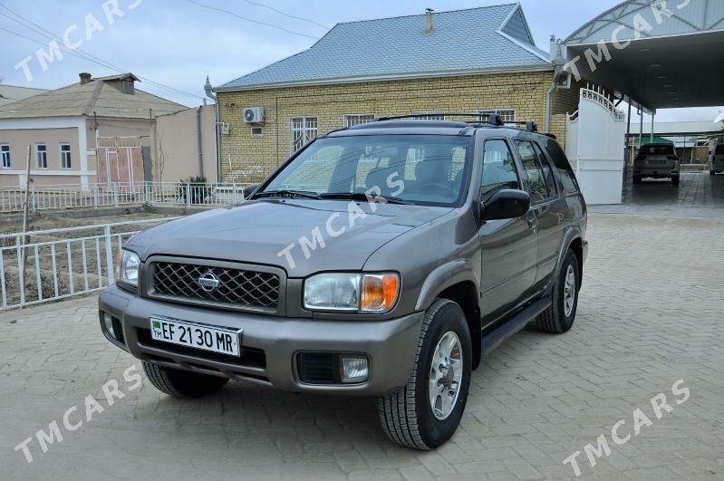 Nissan Pathfinder 2001 - 90 000 TMT - Байрамали - img 2