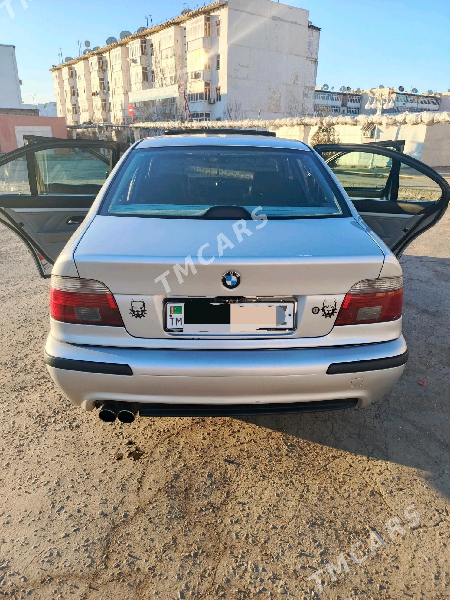 BMW E39 2003 - 100 000 TMT - Дашогуз - img 5