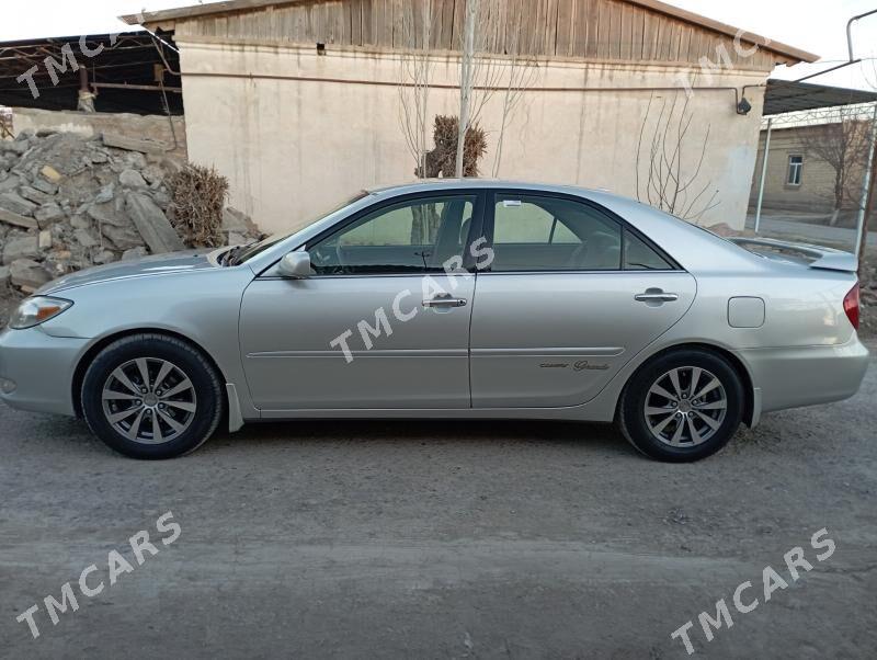 Toyota Camry 2002 - 140 000 TMT - Дянев - img 7