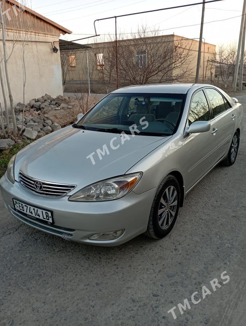 Toyota Camry 2002 - 140 000 TMT - Дянев - img 5