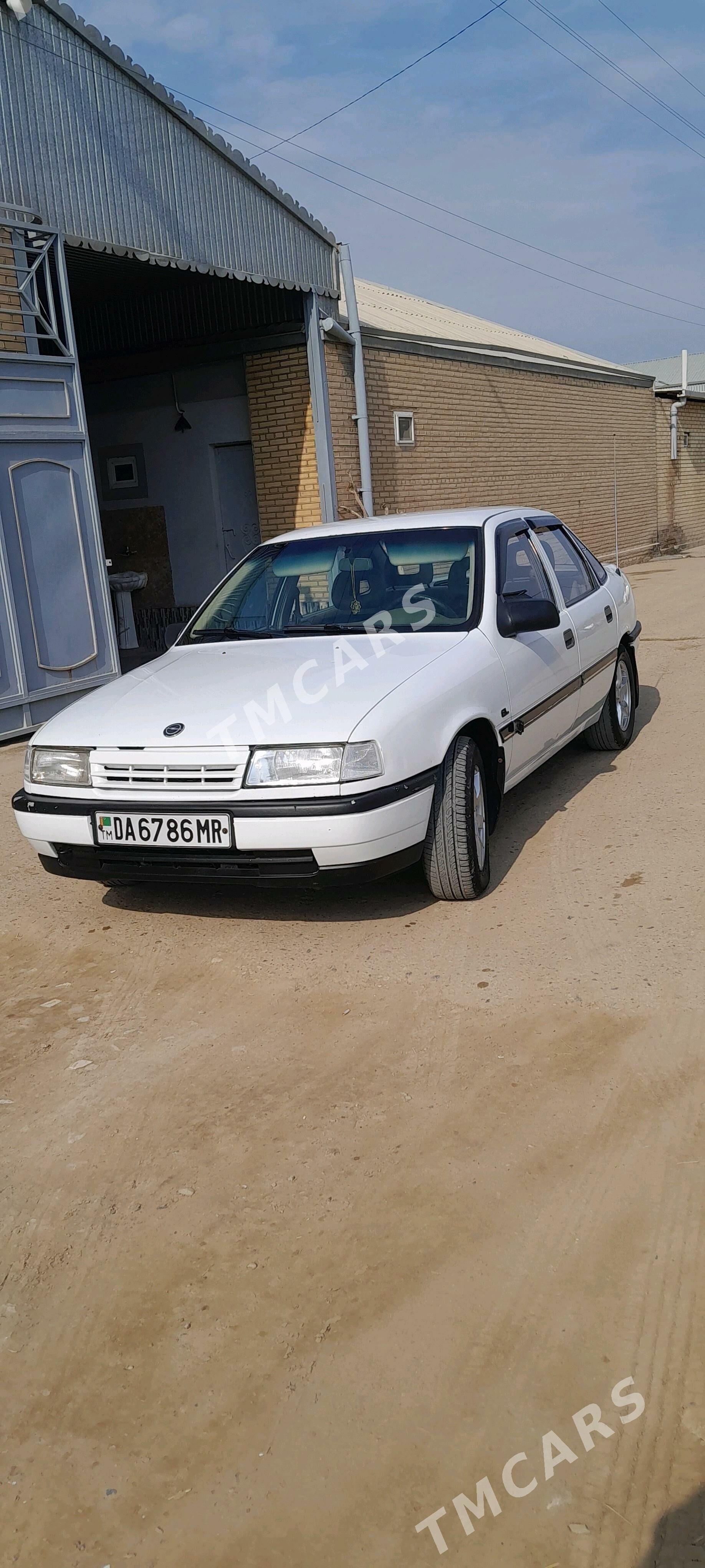 Opel Vectra 1990 - 34 000 TMT - Мары - img 2