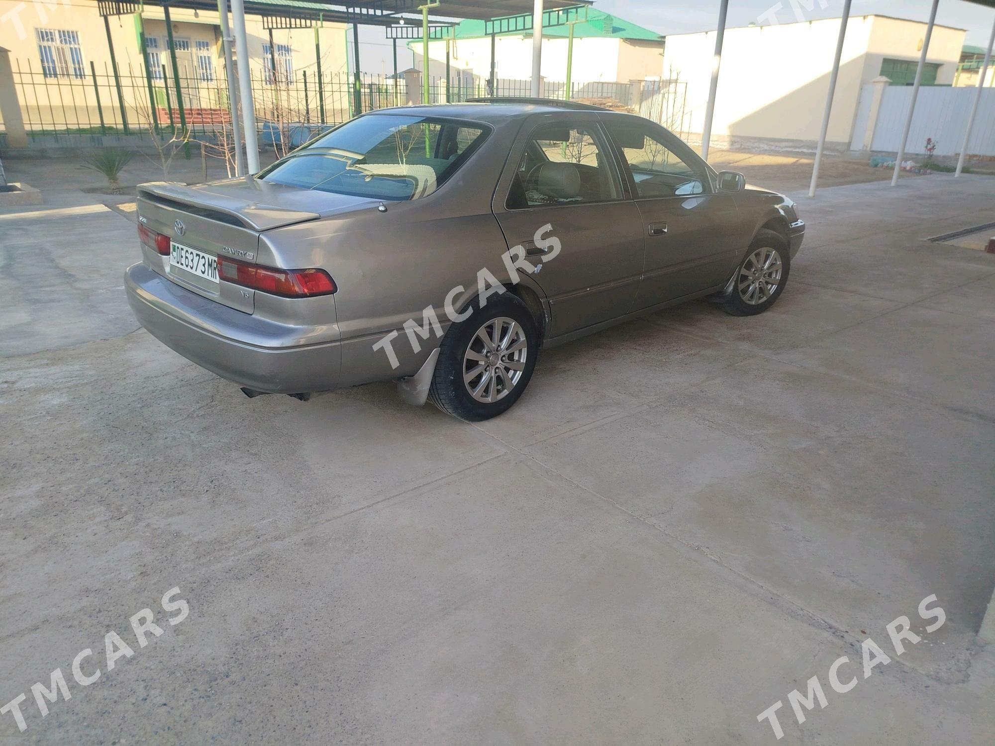 Toyota Camry 1998 - 106 000 TMT - Мары - img 2