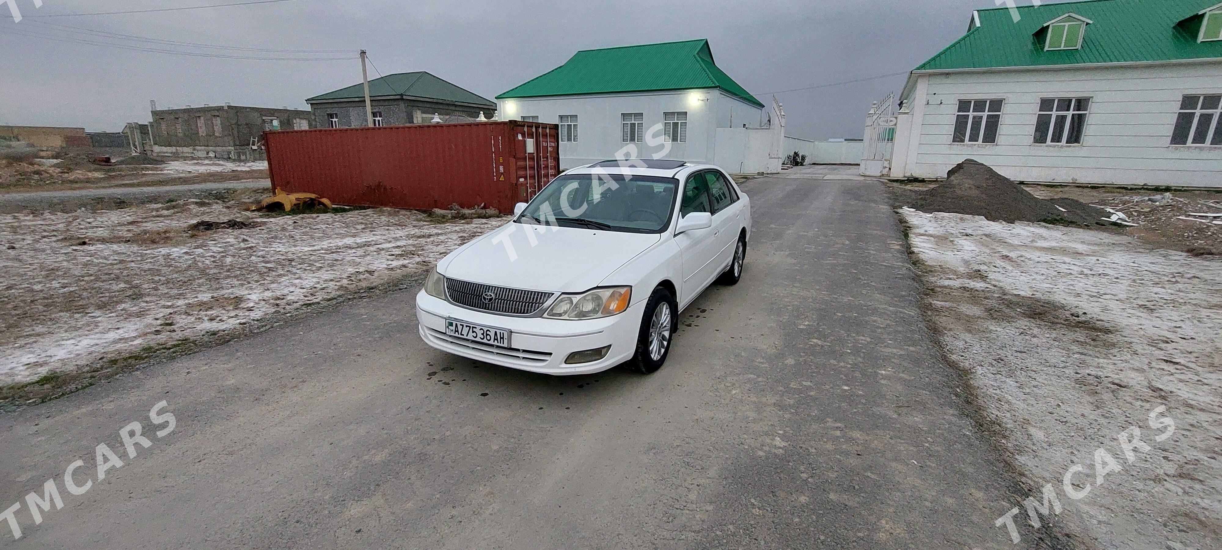 Toyota Avalon 2000 - 135 000 TMT - Бекреве - img 3