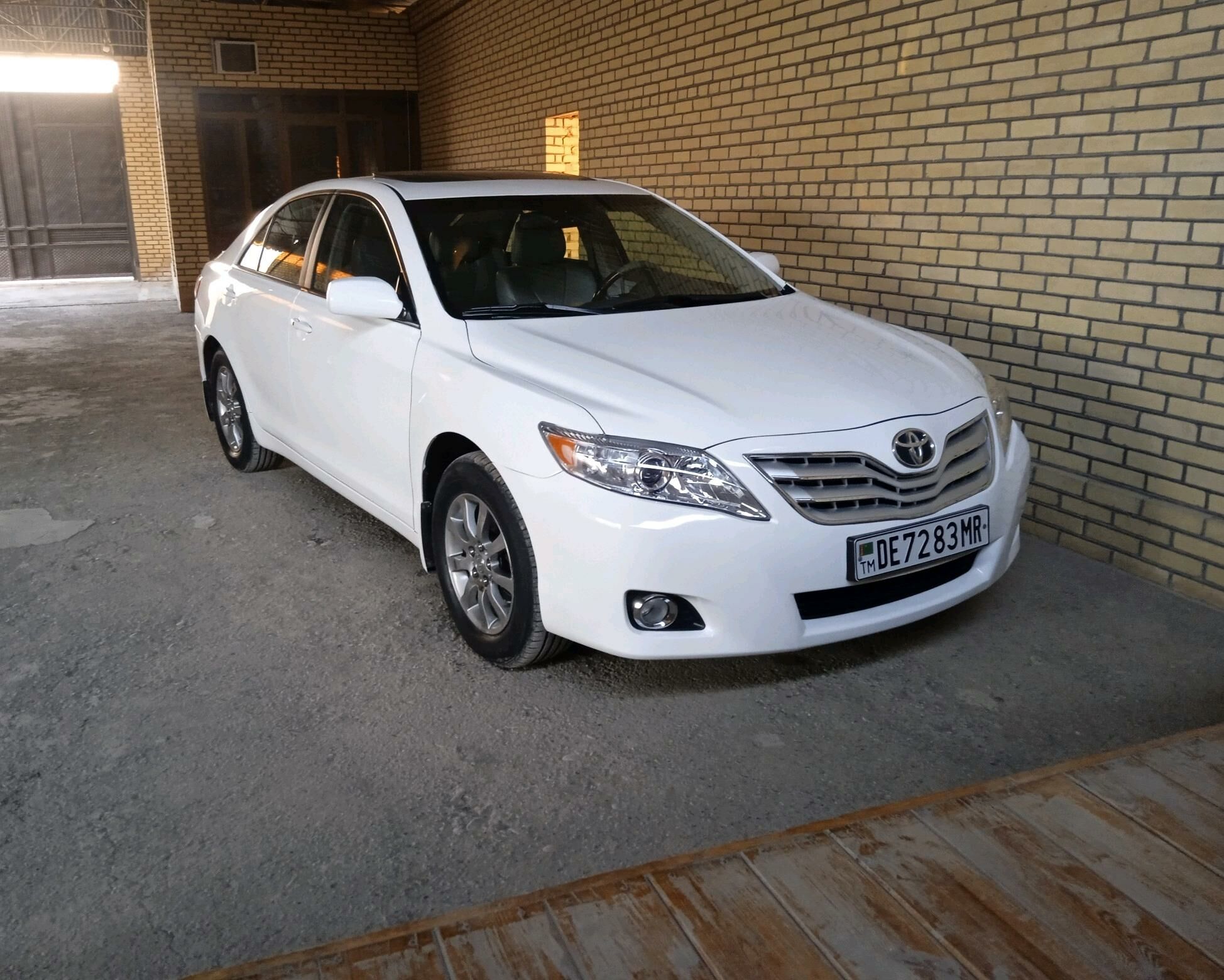 Toyota Camry 2010 - 180 000 TMT - Mary - img 3