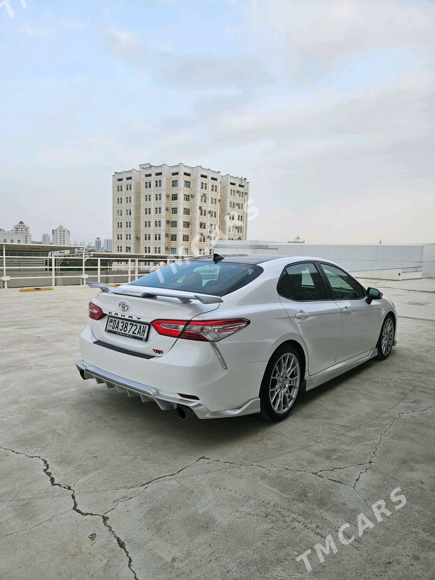 Toyota Camry 2020 - 368 000 TMT - Ашхабад - img 8