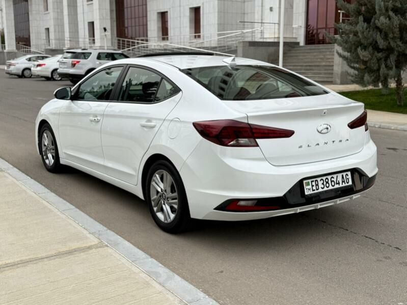 Hyundai Elantra 2020 - 218 000 TMT - Howdan "B" - img 3