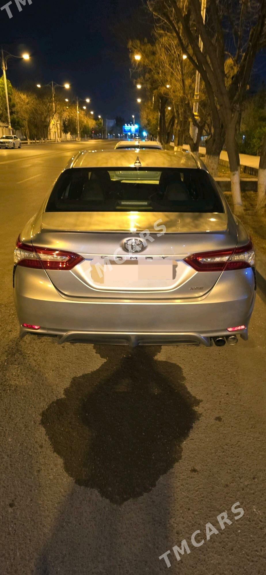 Toyota Camry 2018 - 230 000 TMT - Aşgabat - img 5