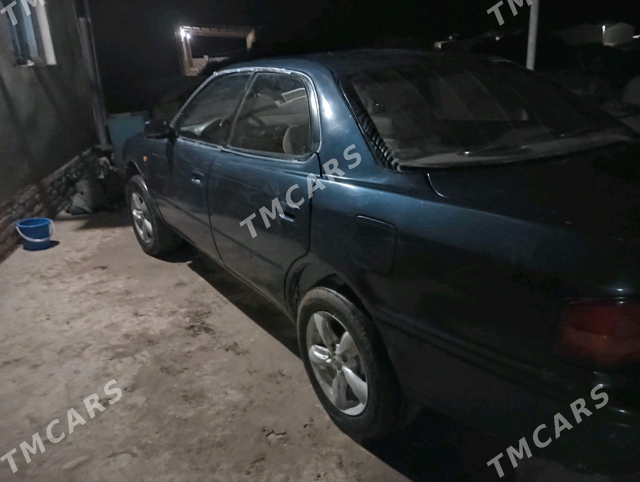 Toyota Vista 1994 - 35 000 TMT - Халач - img 8