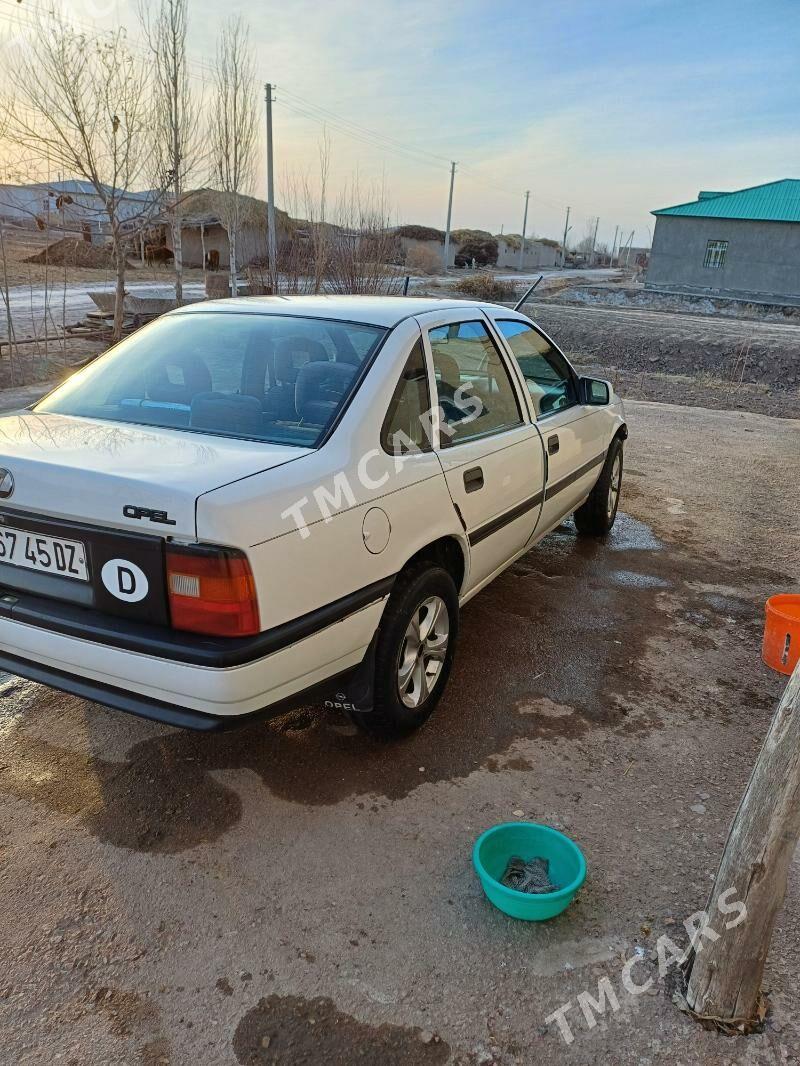 Opel Vectra 1991 - 40 000 TMT - Губадаг - img 4