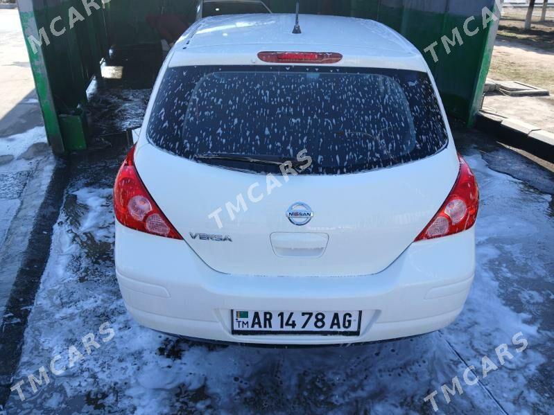 Nissan Versa 2011 - 118 000 TMT - Ашхабад - img 7