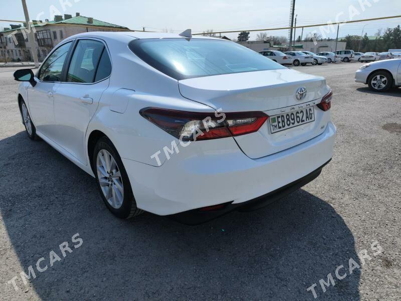 Toyota Camry 2022 - 337 000 TMT - Aşgabat - img 2