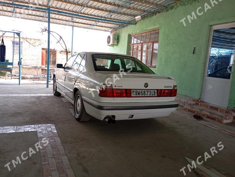 BMW 525 1991 - 50 000 TMT - Çärjew - img 2