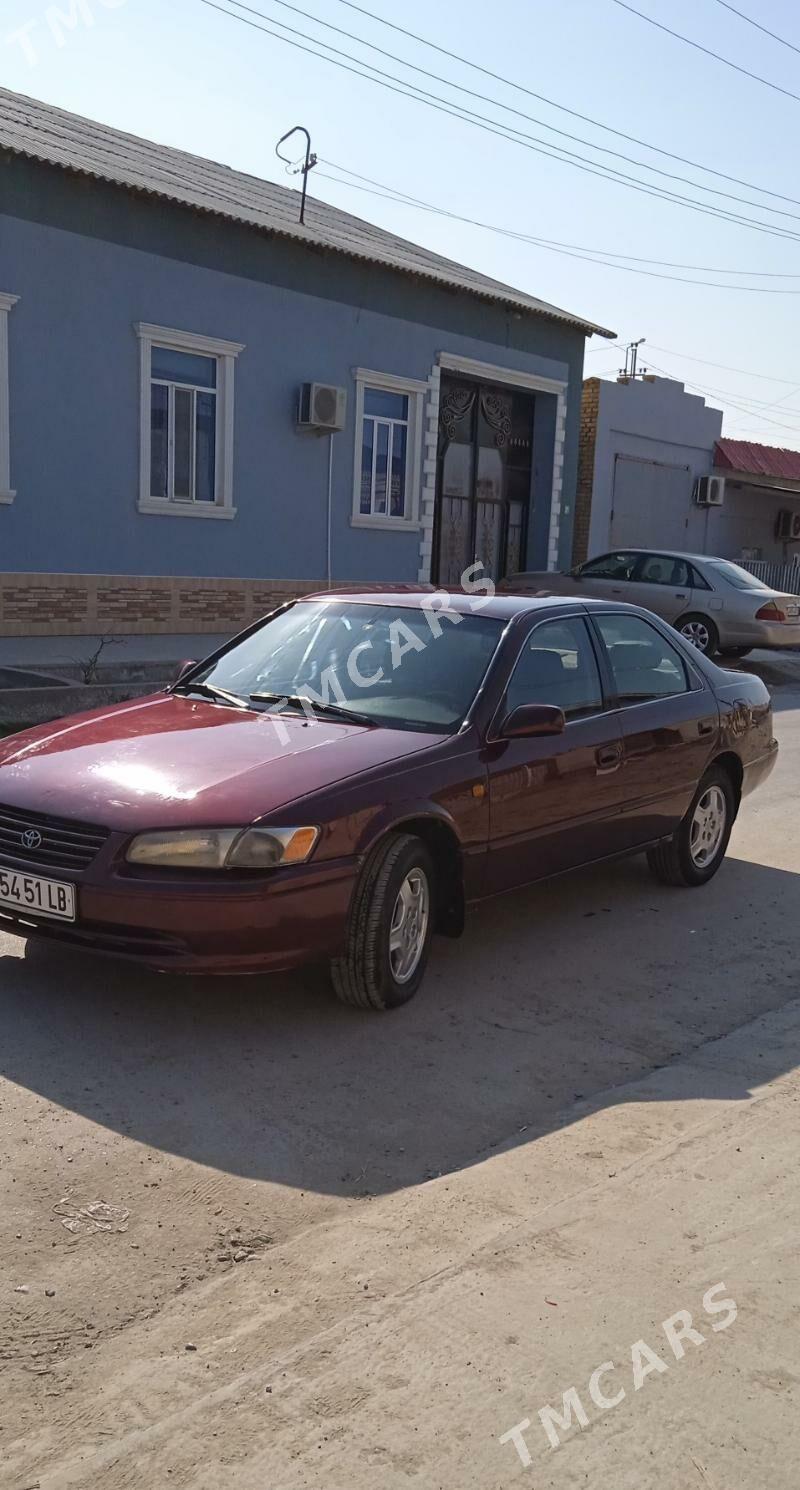 Toyota Camry 1998 - 94 000 TMT - Дянев - img 2