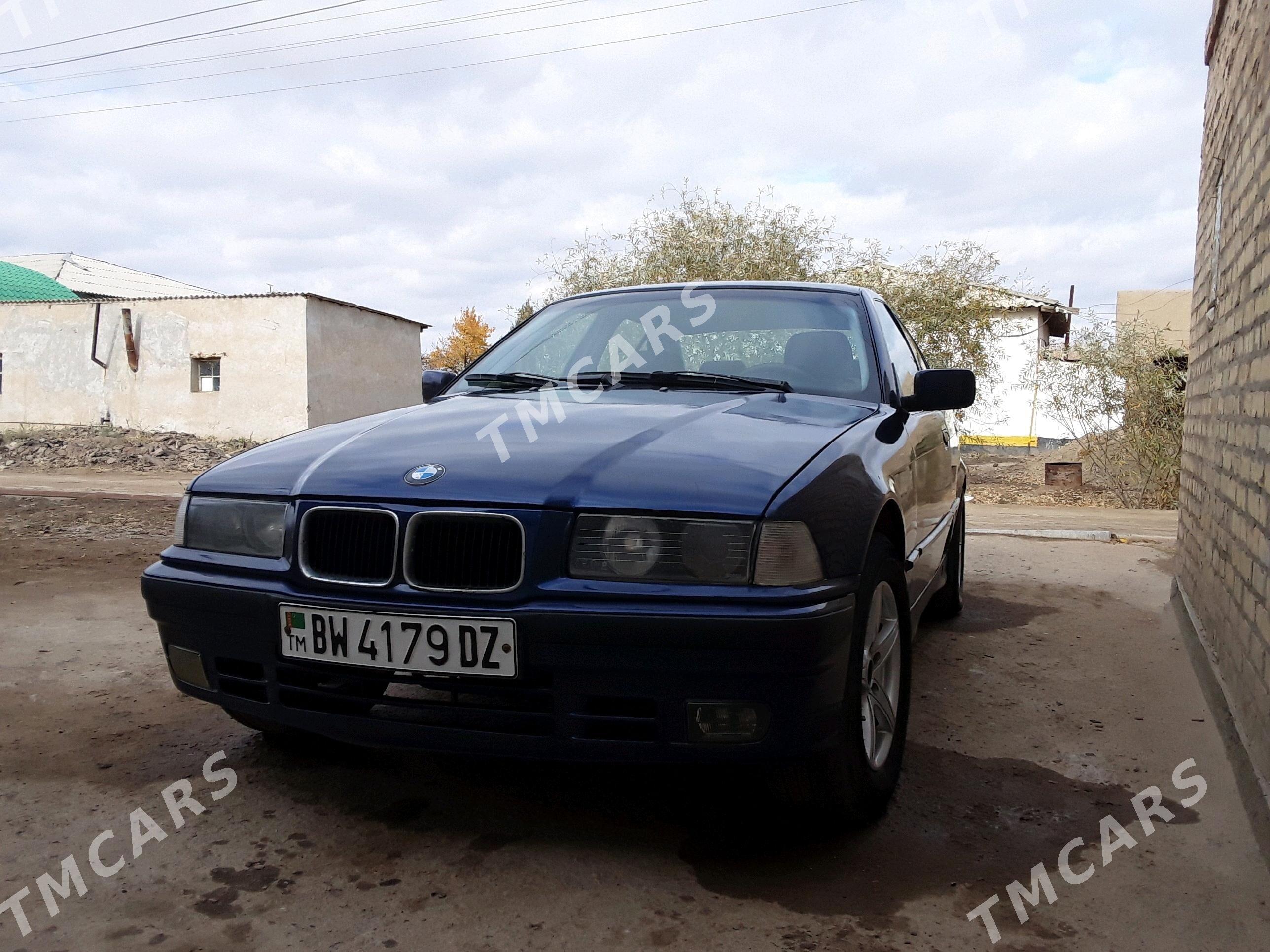 BMW 320 1992 - 40 000 TMT - Губадаг - img 2