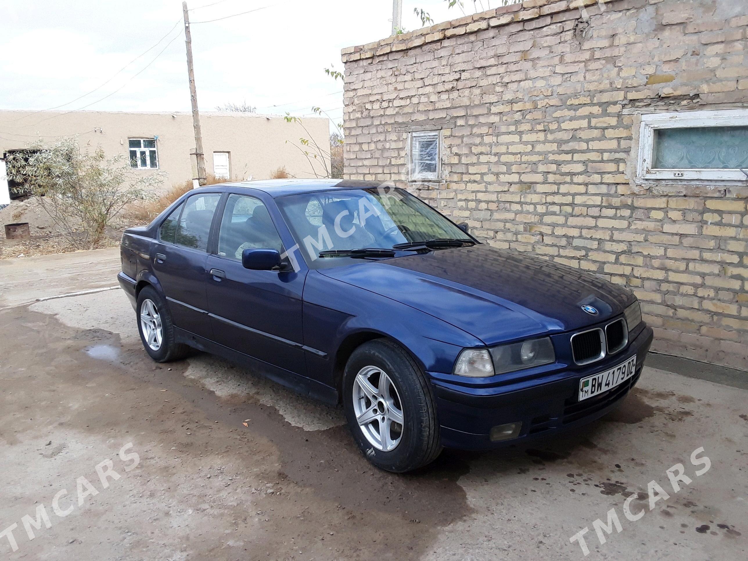 BMW 320 1992 - 40 000 TMT - Губадаг - img 3