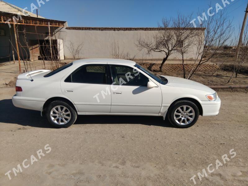 Toyota Camry 2000 - 126 000 TMT - Шабатский этрап - img 2