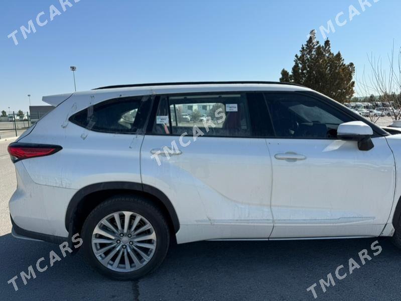 Toyota Highlander 2021 - 556 000 TMT - Ашхабад - img 4