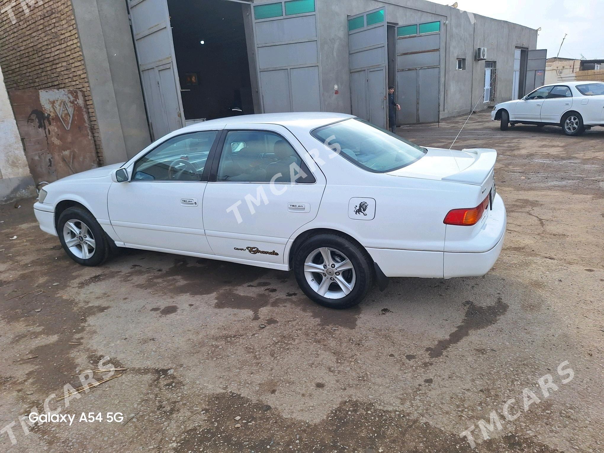 Toyota Camry 1999 - 119 000 TMT - Губадаг - img 3