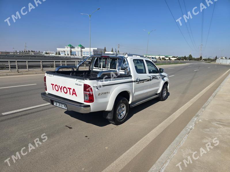 Toyota Hilux 2014 - 365 000 TMT - Мары - img 5