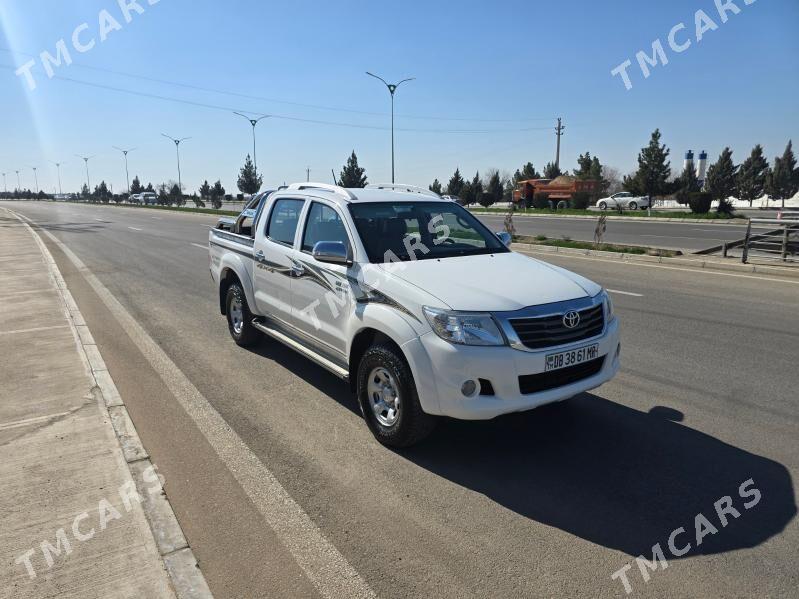 Toyota Hilux 2014 - 365 000 TMT - Мары - img 2