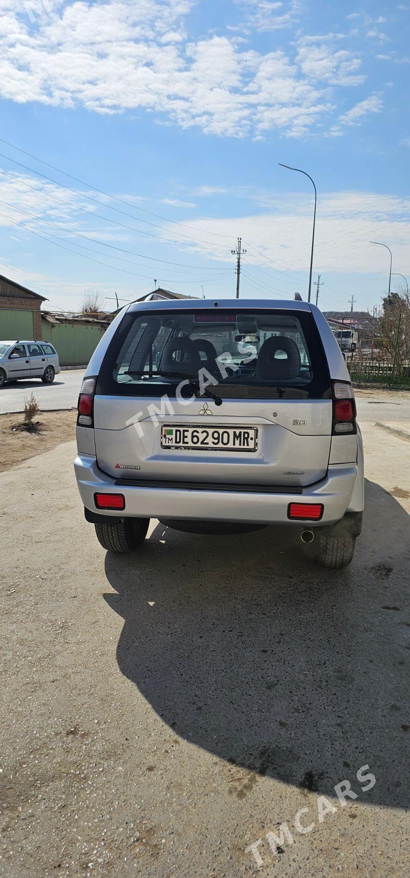 Mitsubishi Montero Sport 2004 - 160 000 TMT - Türkmenabat - img 3