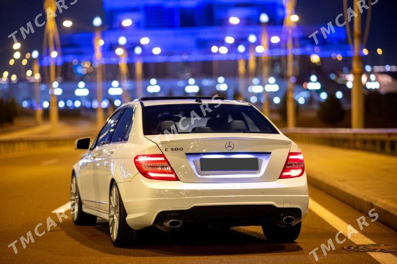 Mercedes-Benz C300 2010 - 200 000 TMT - Ашхабад - img 5