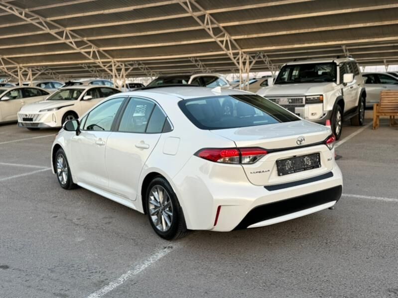 Toyota Corolla 2019 - 266 000 TMT - Aşgabat - img 2