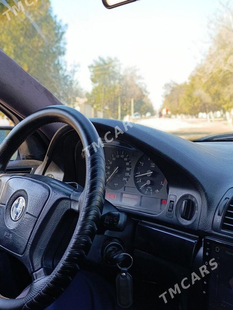 BMW E39 1999 - 80 000 TMT - Махтумкули - img 2