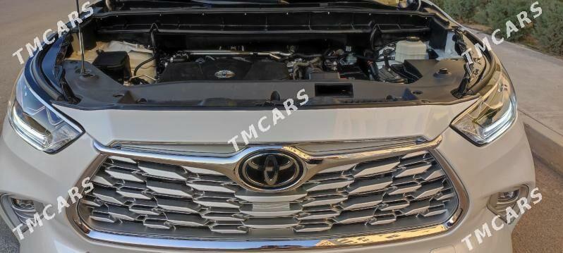 Toyota Highlander 2021 - 570 000 TMT - Мары - img 5