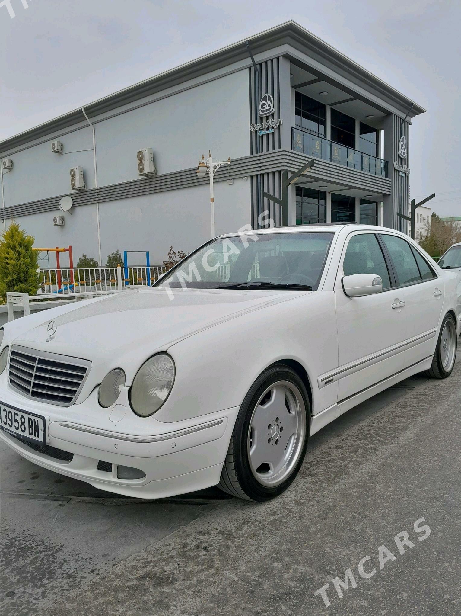 Mercedes-Benz E320 2001 - 100 000 TMT - Балканабат - img 9