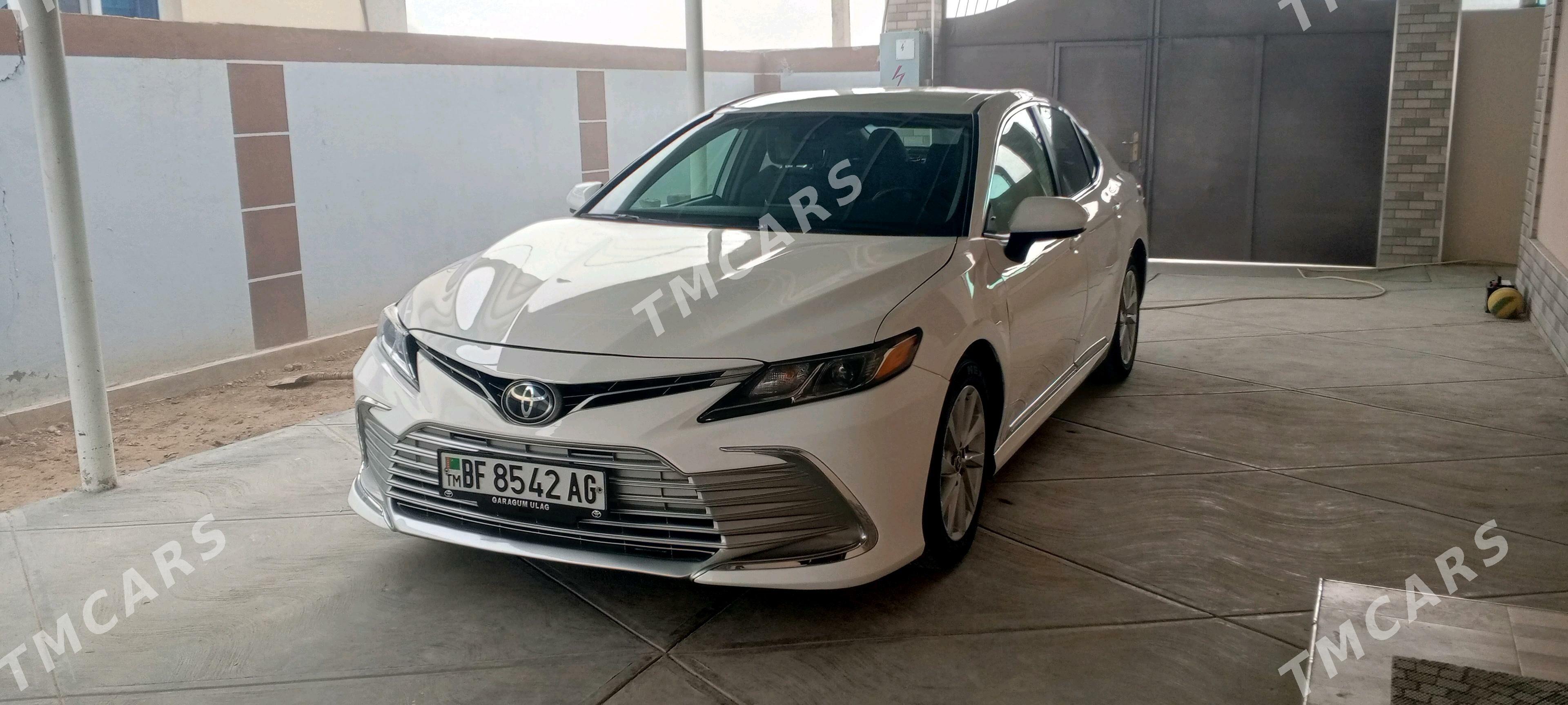 Toyota Camry 2021 - 270 000 TMT - Büzmeýin - img 6