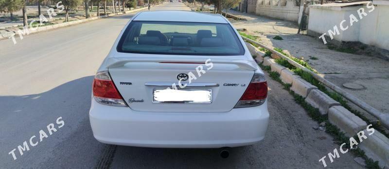 Toyota Camry 2005 - 155 000 TMT - Байрамали - img 8