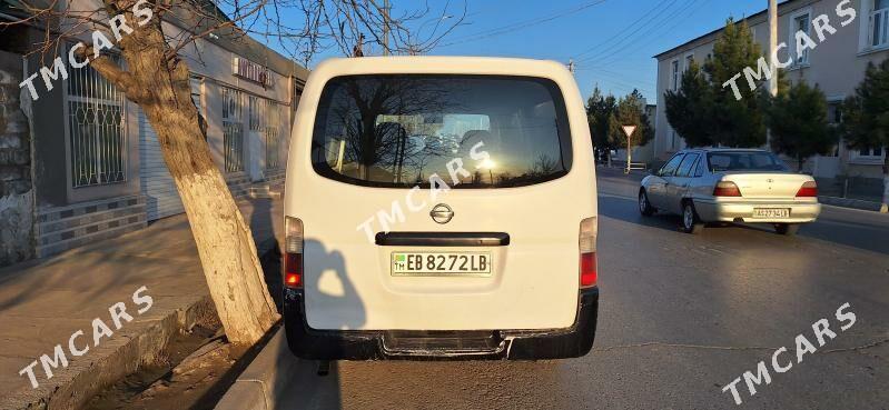 Nissan Urvan 2007 - 150 000 TMT - Türkmenabat - img 3