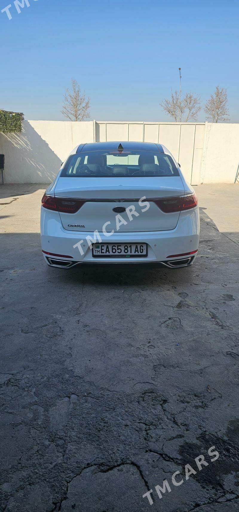 Kia Cadenza 2017 - 255 000 TMT - Мир 6 - img 4