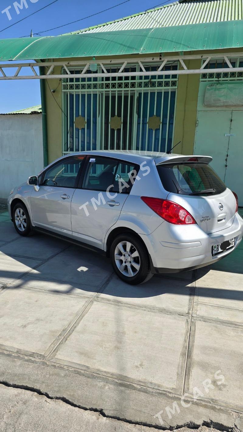 Nissan Versa 2010 - 126 000 TMT - Ашхабад - img 6