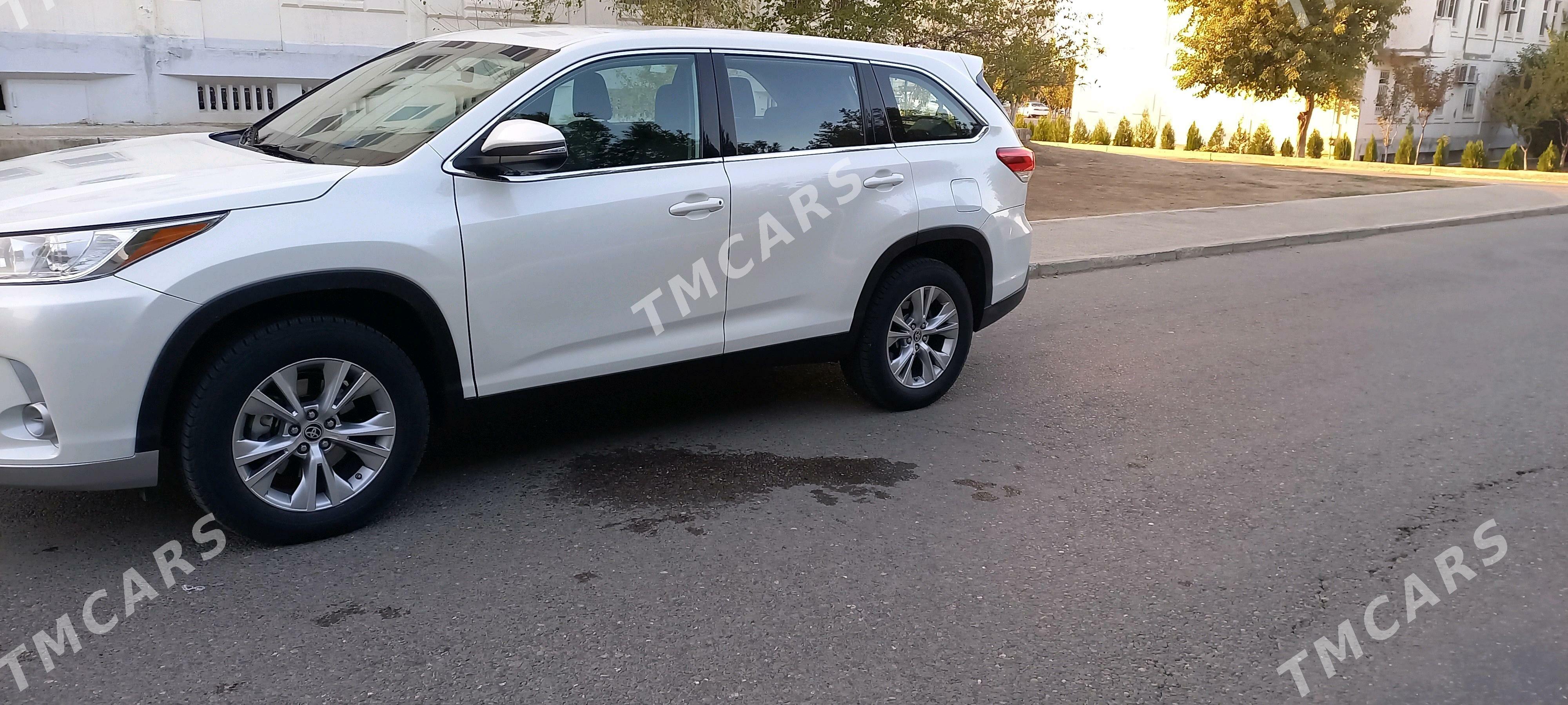 Toyota Highlander 2019 - 400 000 TMT - Aşgabat - img 6